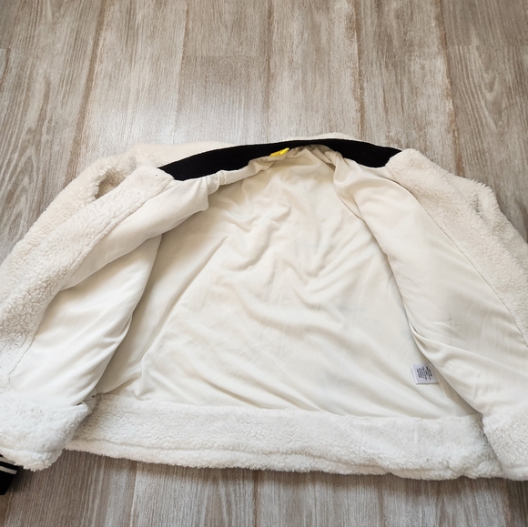 Disney Mickey Mouse 90 Years Faux Fur Jacket Cardigan Clasp Closure Medium - Picture 6 of 10